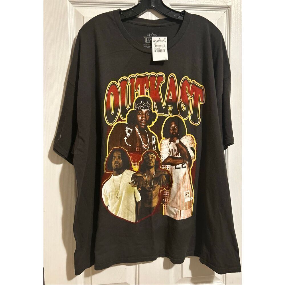 Outcast T-shirt Size XL